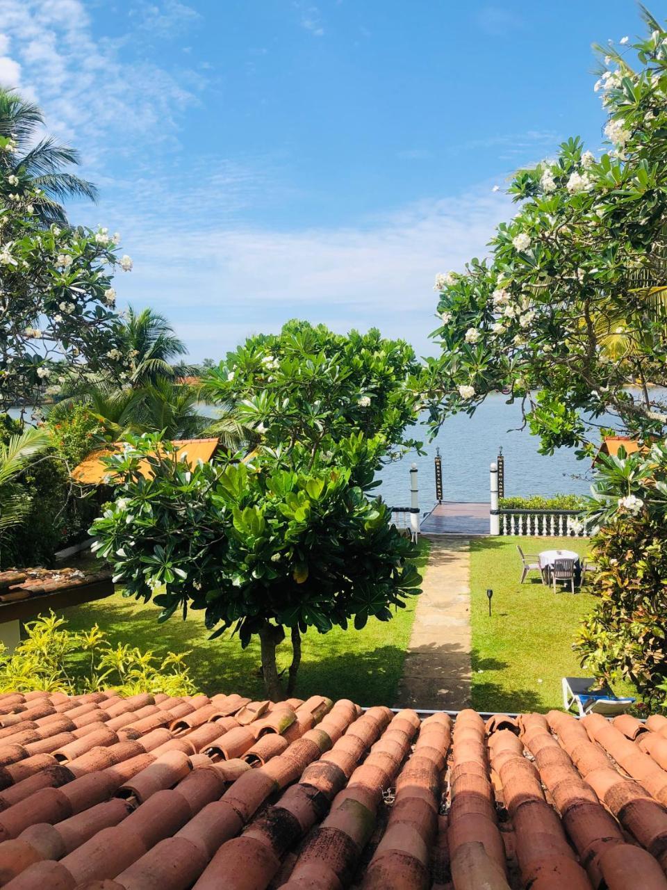 Hotel Hemadan Bentota Exterior foto